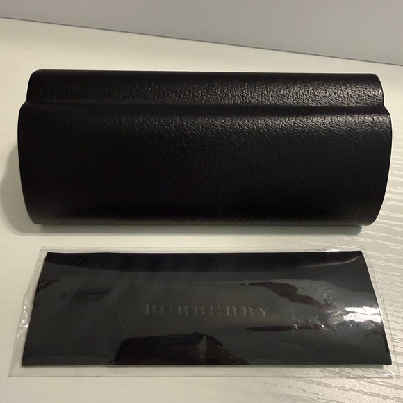๐ Burberry Black Leather Hard Case + Cleaning Cloth ๐ค Luxury Eyeglass Case - Picture 4 of 16